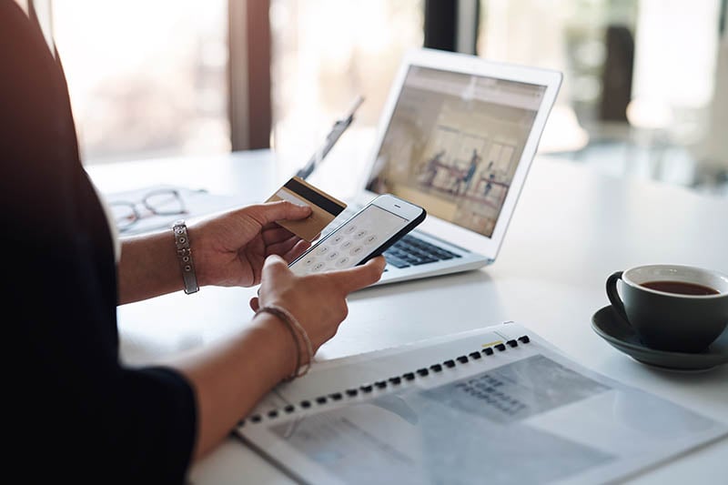7 banking tips for people moving and living abroad